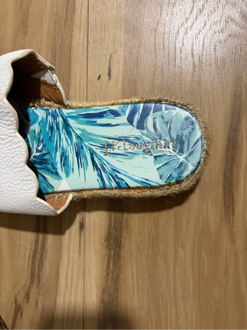 White Scallop Leather Espadrille Slides - Women - Picture 3 of 3